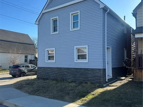 110 Robins Ave, Hamilton, ON L8H 4N6