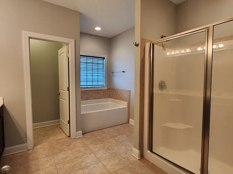 250 Sailor St — Photo 18