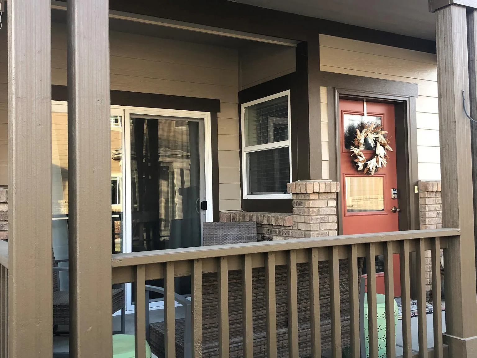 2608 Kansas Dr — Photo 2