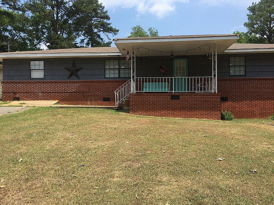 1st image of 720 Shelly Ln