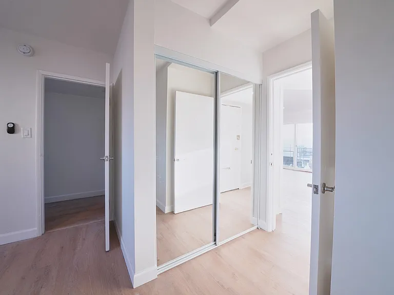 Unit 32 - 3 Bedroom, 2 Bathroom, 1800 sqft