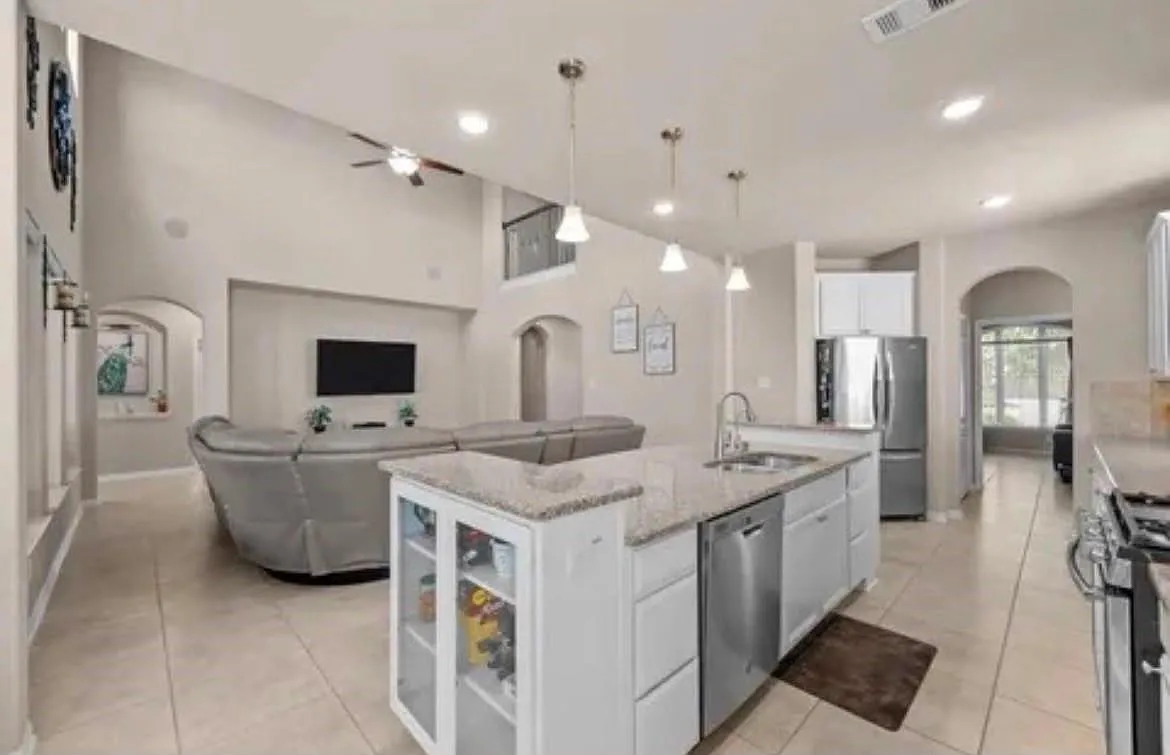 4 bed, 3.5 bath, $3,250 — Photo 4