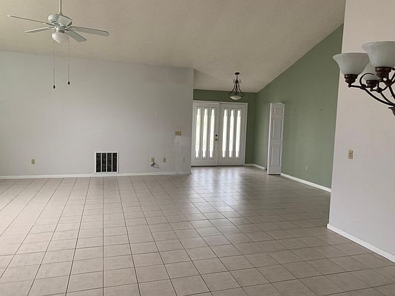 2nd image of 131 Wellington Dr