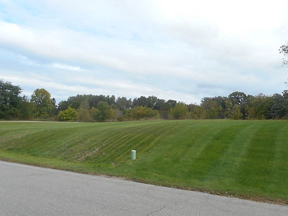 4th image of 1560 E Gate Dr