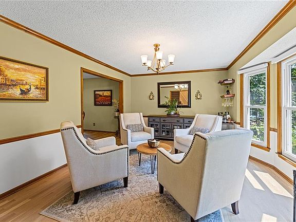 3rd image of 8400 Acuff Ln