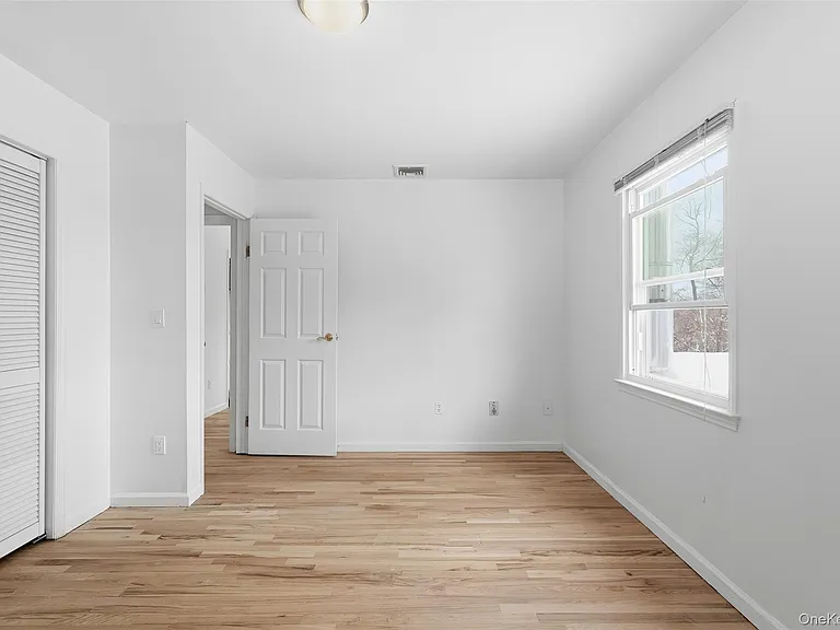 1618 Morningview Dr — Photo 28