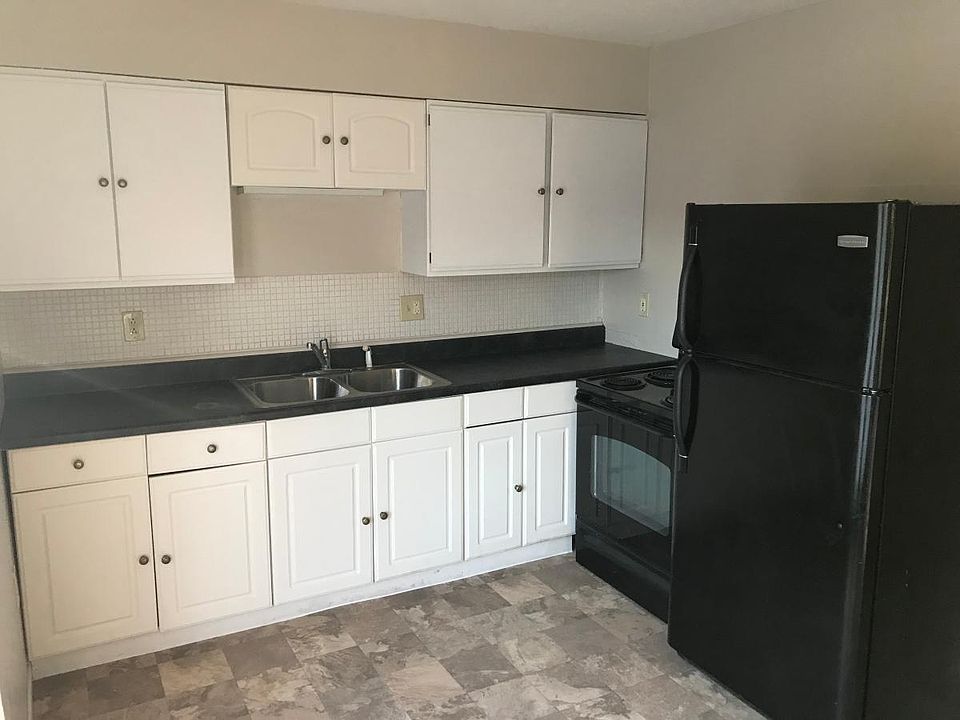 2nd image of 47 Hi Pointe Dr #4