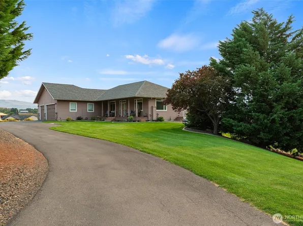 2350 10th Street NE, East Wenatchee, WA 98802