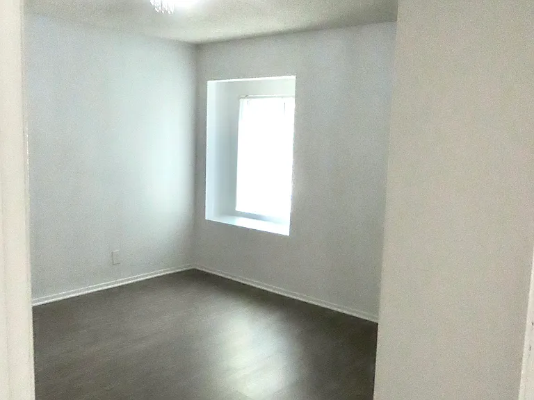 1103 W Angeleno Ave #D — Photo 14
