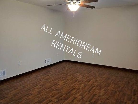 5th image of 625 Maple St