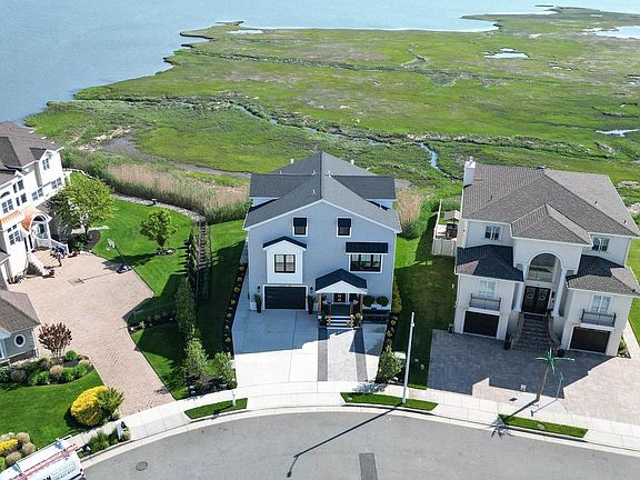 5th image of 21 Hart Ln