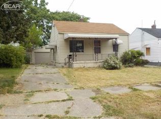 634 Barrie Ave, Flint, MI 48507