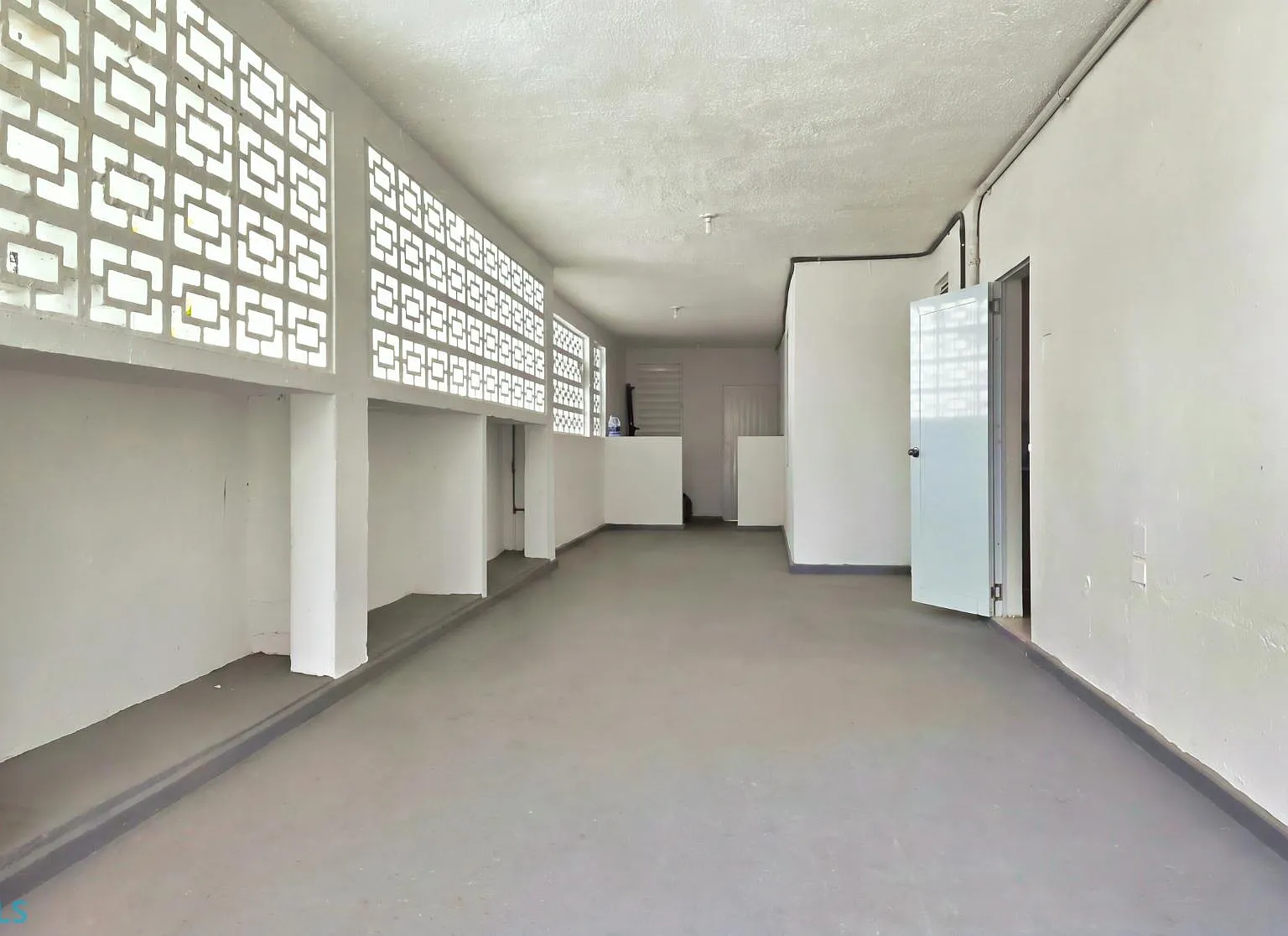 3 bed, 2.0 bath, 1240 sqft, $1,500 — Photo 3