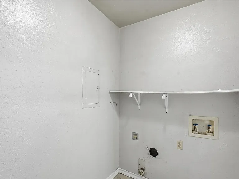 1812 Frances Dr #1810 — Photo 6