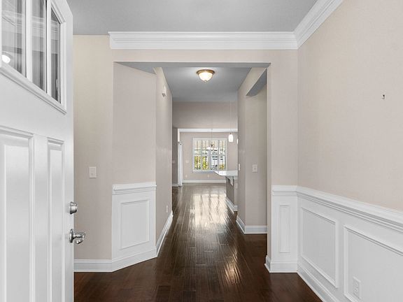 2nd image of 765 Berkshire Ave.