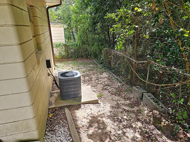 417 Shoemaker St — Photo 12