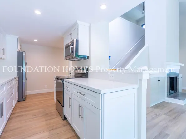 74 Windstone Dr, San Rafael, CA 94903