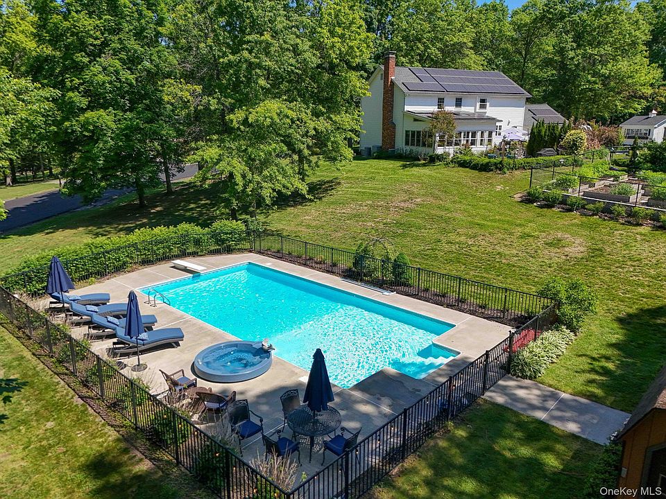 1st image of 14 Wagner Drive