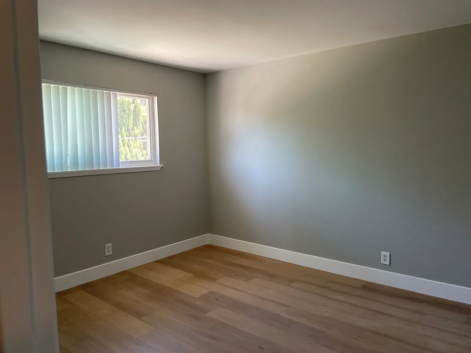 2 bed, 850 sqft, $2,800 — Photo 2