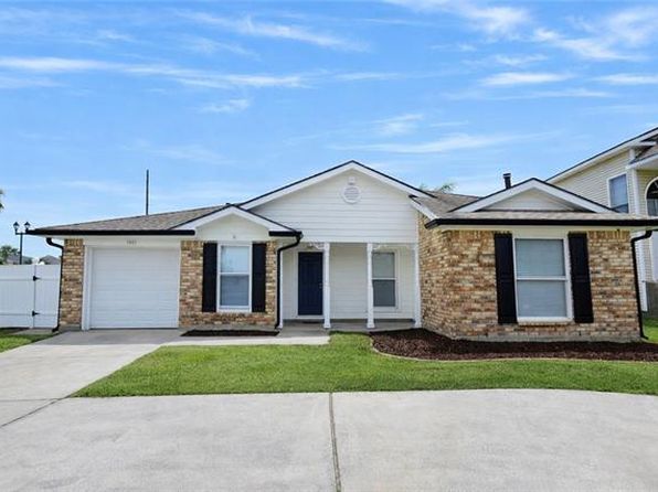 1401 Drake Ln