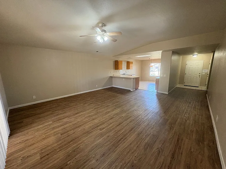3832 W Sweet Ave — Photo 20