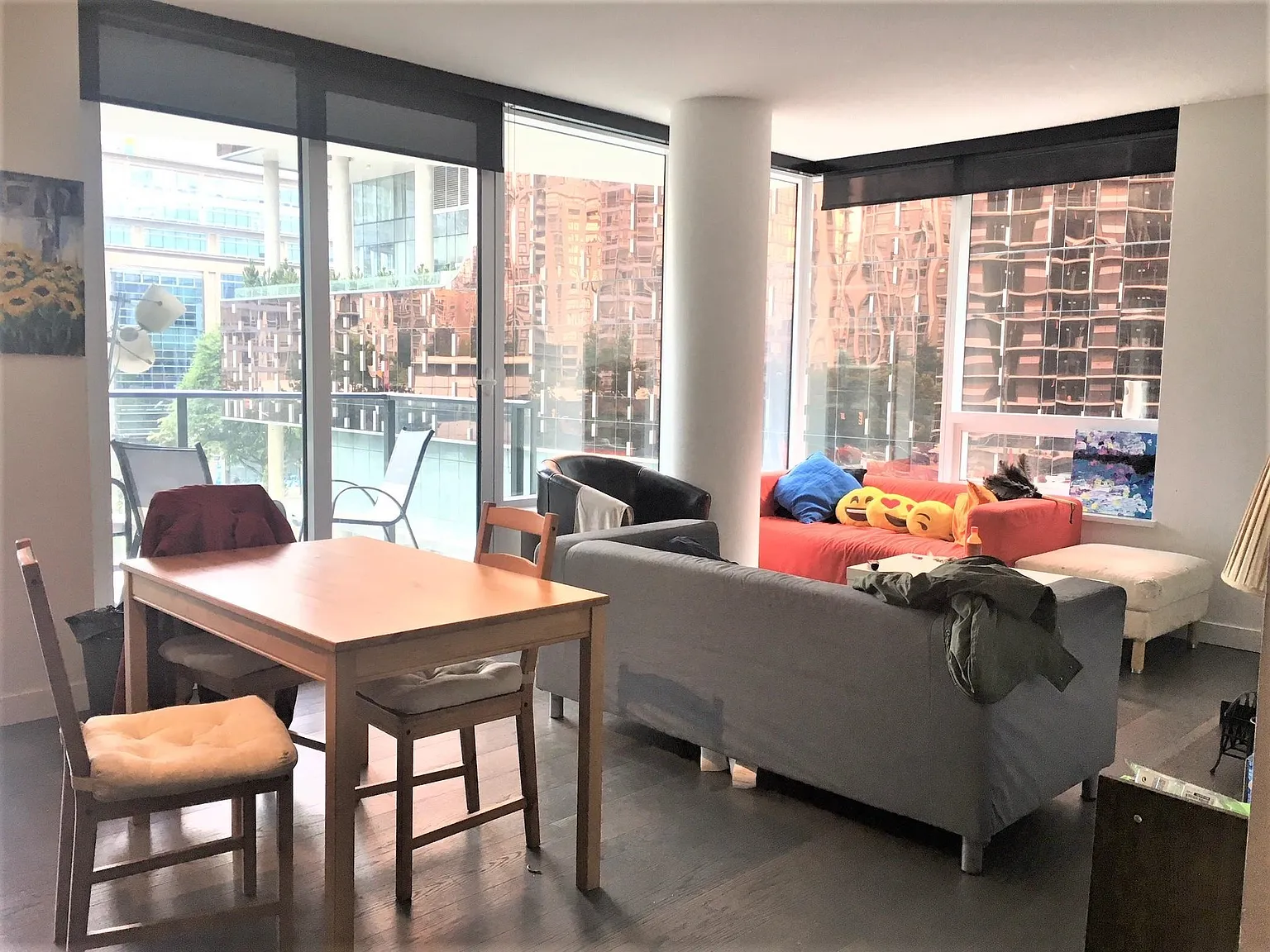2 bed, 856 sqft, $4,200 — Photo 2