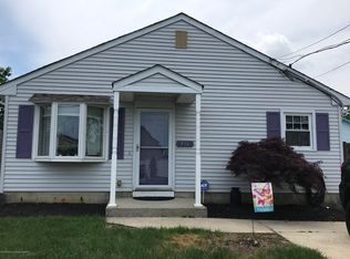 916 6th St, Union Beach, NJ 07735