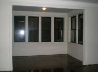 1742 N Kedzie Ave APT 1, Chicago, IL 60647