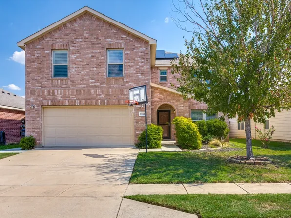 1861 Lynnwood Hills Dr, Fort Worth, TX 76112