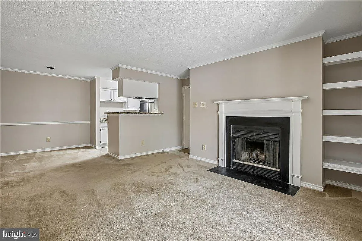 1 bed, 762 sqft, $1,900 — Photo 2