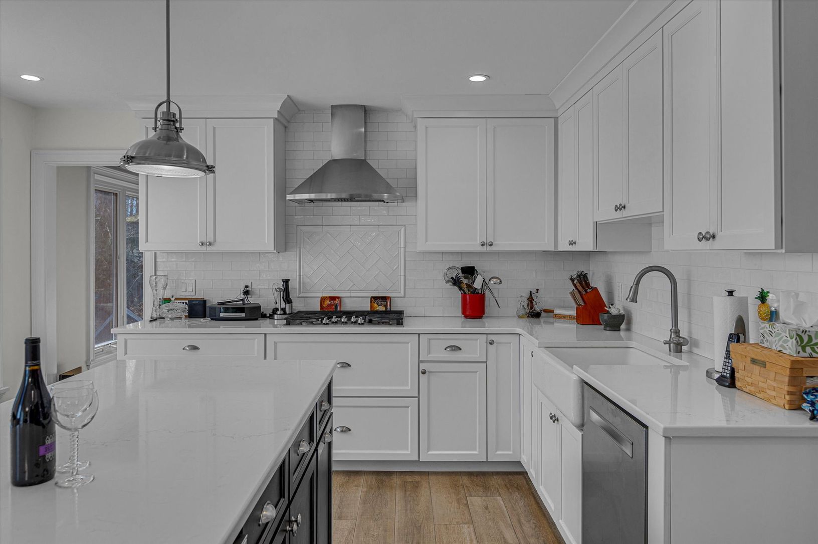  Beautiful brand new kitchen with quartz counters, stainless appliances, Italian tile floor