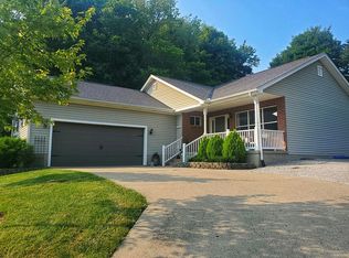 21315 Alpine Dr, Lawrenceburg, IN 47025