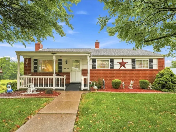 61 Maplewood Ct, Delmont, PA 15626