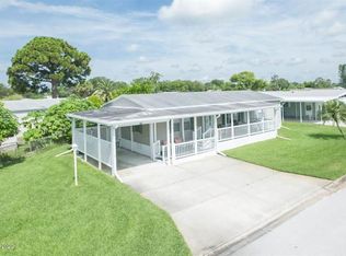 611 Bougainvillea Cir, Barefoot Bay, FL 32976