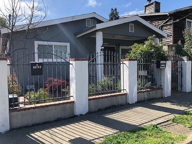 1st image of 3936 Gardenia Pl