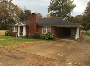322 E Johnson St, Bruce, MS 38915