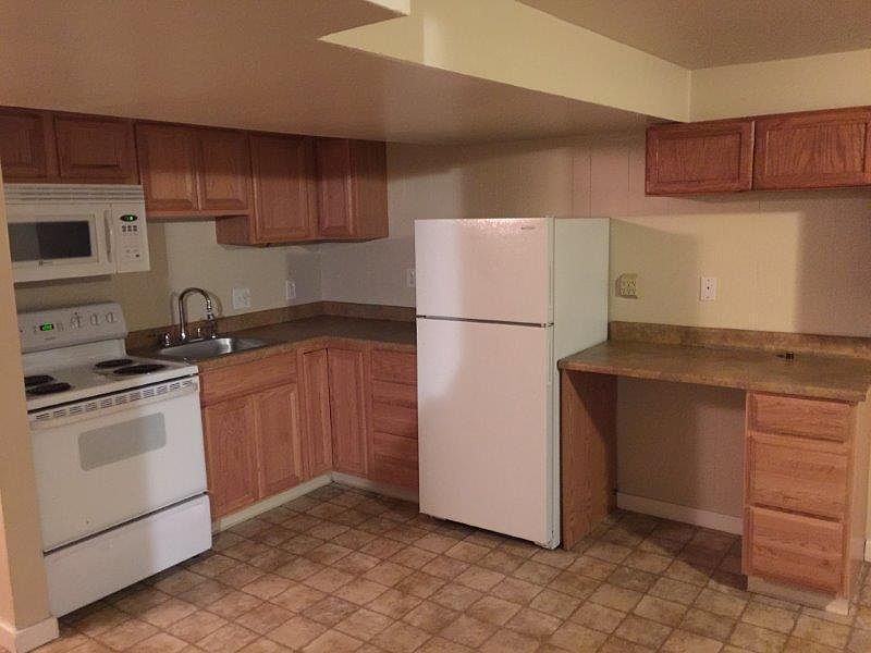 2nd image of 79 Vine St
