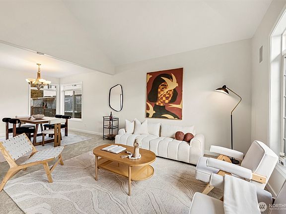 5th image of 765 Vashon Avenue NE