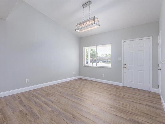 5th image of 2741 Hilda Ct
