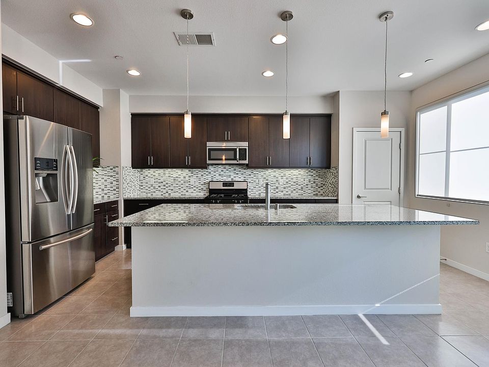 1st image of 772 Trunorth Cir