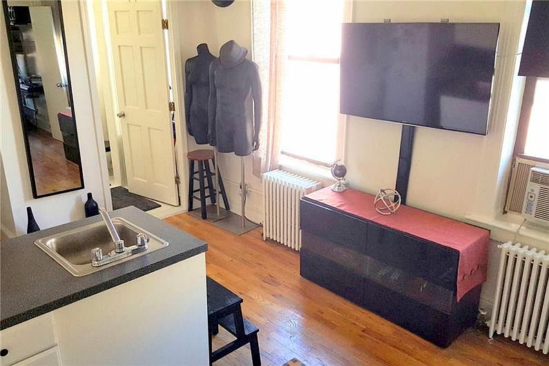 2nd image of 189 Bleecker St #19