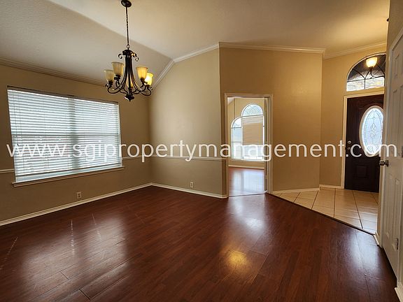 5th image of 1415 Murphy Dr