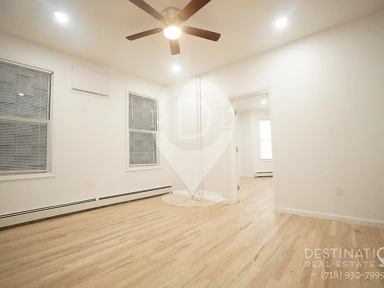 312 48th St #1 — Photo 12