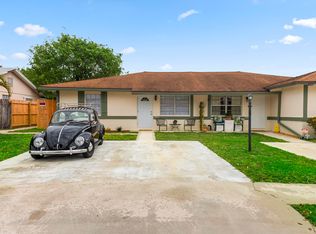 4713 Arthur St, Palm Beach Gardens, FL 33418