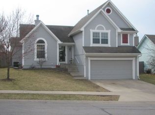 22011 W 47th Ter, Shawnee, KS 66226