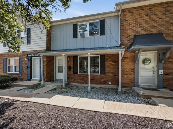 4434 Pegasus Dr, Saint Louis, MO 63129