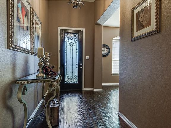 3rd image of 9525 Bewley Ct