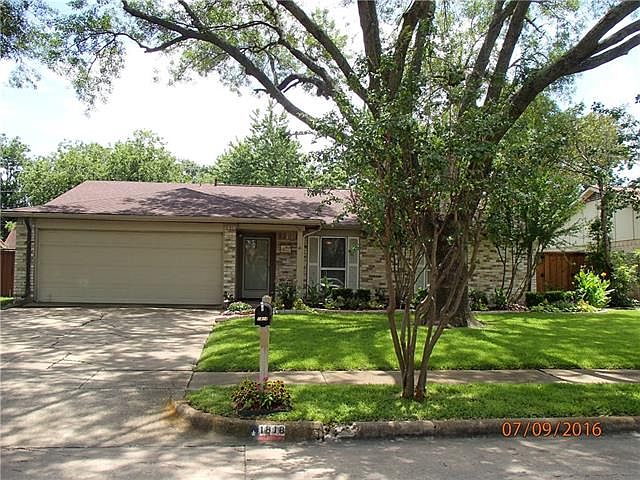 1st image of 1818 Hemlock Dr