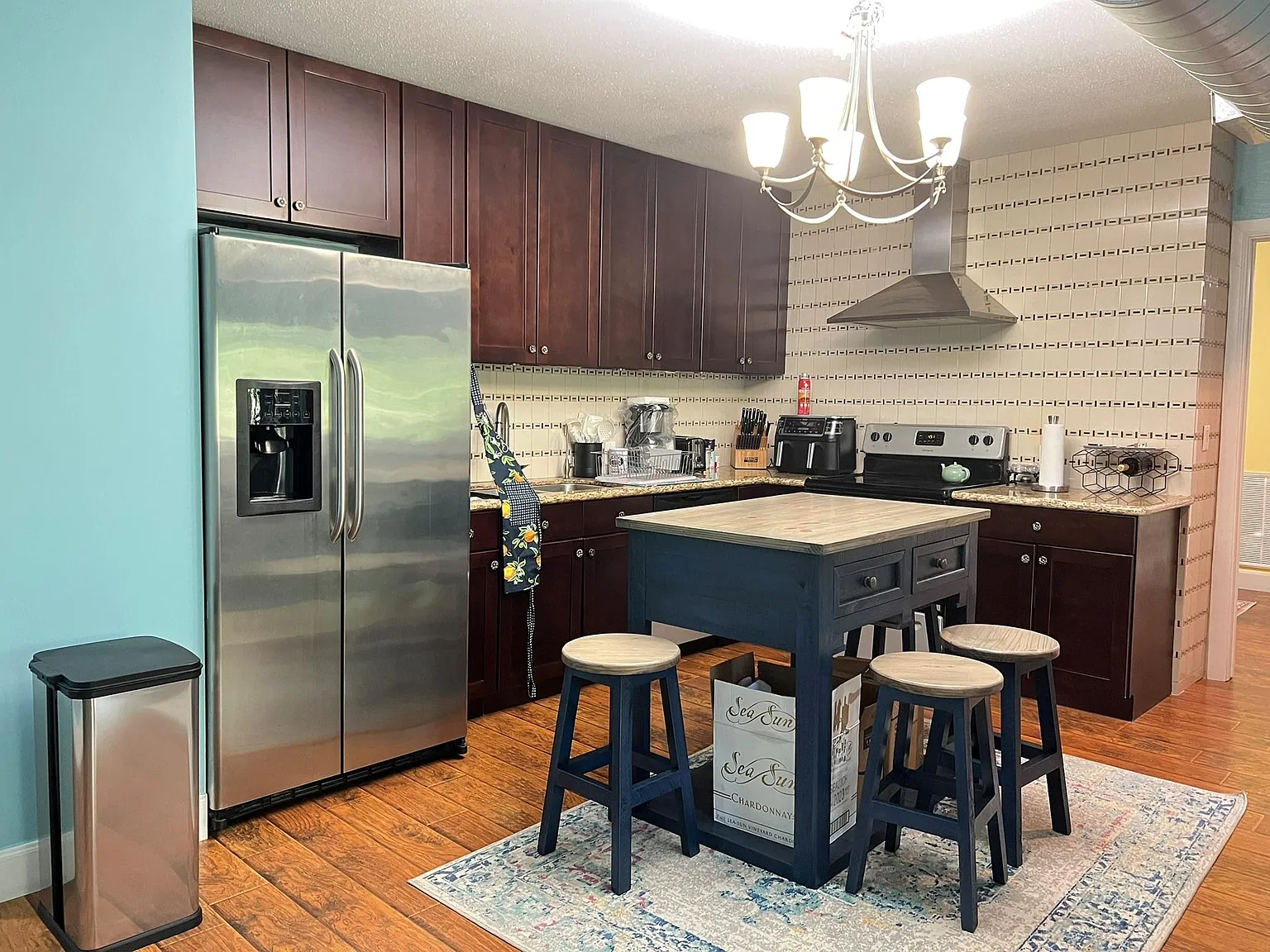 1 bed, 1.0 bath, 856 sqft, $1,750 — Photo 4