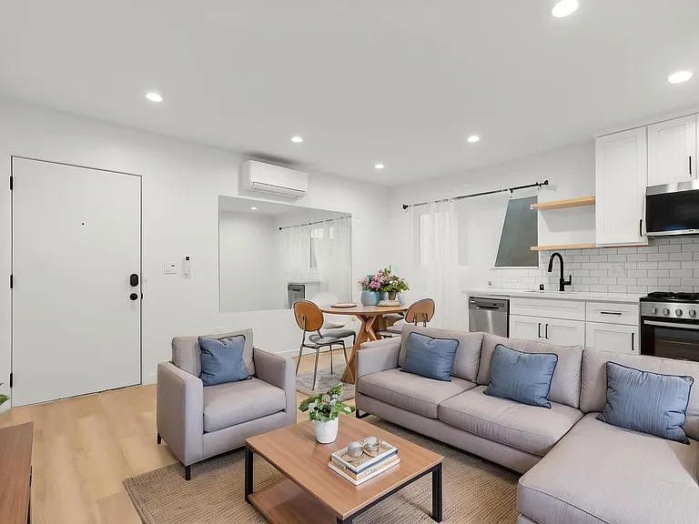 (Sr/Eu/Yo:B) 3280 Provon Lane — Photo 14